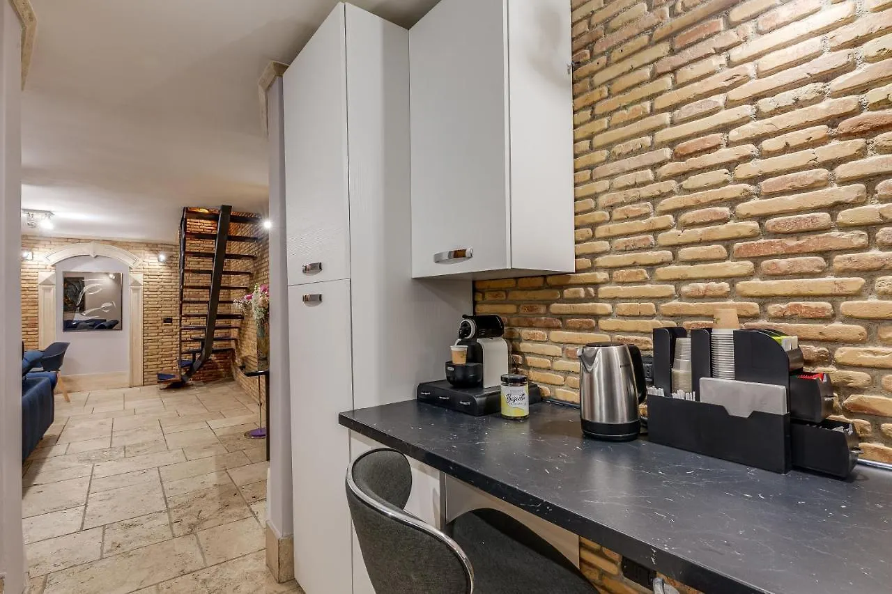 Oliviero - Piazza Navona Apartment Rome